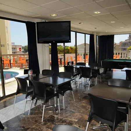 Apartman Ar Melrose Place
