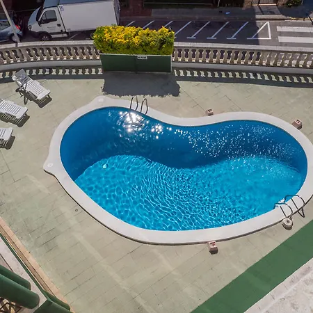 Apartment Ar Melrose Place *