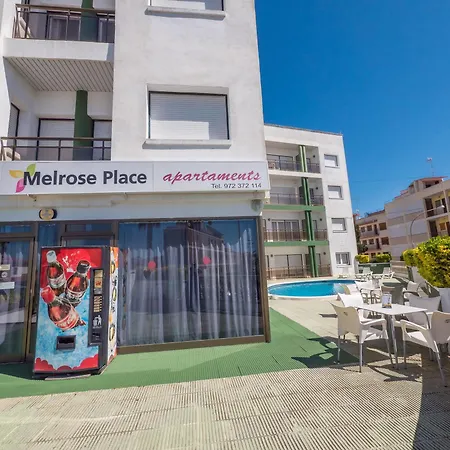 Ar Melrose Place Apartment