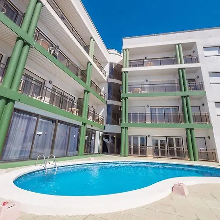 Ar Melrose Place Apartment