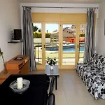 Ar Melrose Place